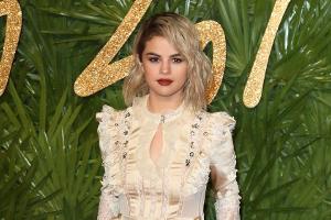 Selena Gomez: Erneute Therapie als "Vorsichtsmaßnahme"