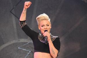Super Bowl: Ist der Auftritt von Sängerin Pink in Gefahr?
