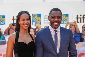 Antrag vor Publikum: Idris Elba hat sich verlobt
