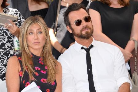 Bekannte wollen die Trennung von Jennifer Aniston und Justin Theroux lange vorausgesehen haben Bekannte wollen die Trennung von Jennifer Aniston und Justin Theroux lange vorausgesehen haben