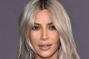 Tochter macht Oben-ohne-Bild: Ist Kardashian jetzt zu weit gegangen?