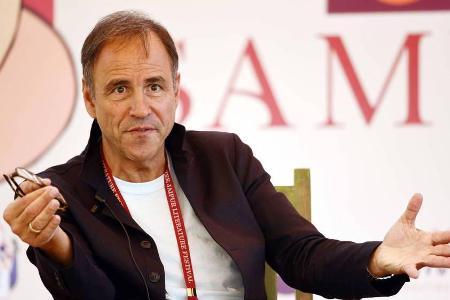 Schriftsteller Anthony Horowitz setzt die Arbeit von Bond-Schöpfer Ian Fleming fort Schriftsteller Anthony Horowitz setzt die Arbeit von Bond-Schöpfer Ian Fleming fort