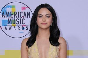 Darum nimmt Camila Mendes die Florida-Schießerei besonders mit