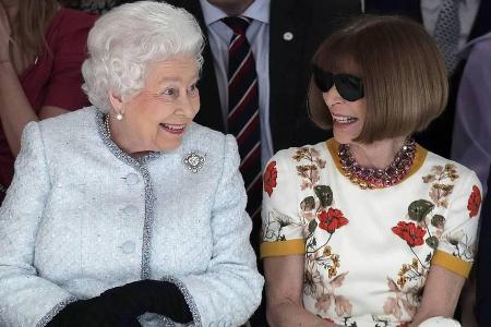 Die Queen und Anna Wintour auf der London Fashion Week