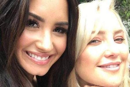 Demi Lovato hat Activewear für Kate Hudsons Fitnessmarke Demi Lovato hat Activewear für Kate Hudsons Fitnessmarke