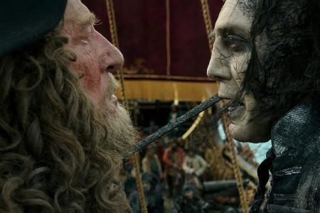 Geoffrey Rush (l.) und Javier Bardem in Geoffrey Rush (l.) und Javier Bardem in