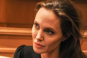 Angelina Jolie sehnt sich nach ihrer Mutter