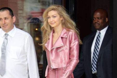 Gigi Hadid auf dem Weg zur Launch-Party ihrer 