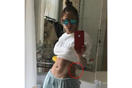 Jennifer Lopez hat sich mit Photoshop schlanker geschummelt