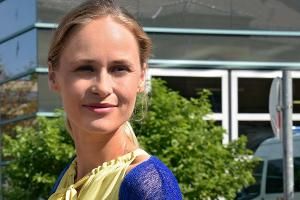 Inez Bjørg David in "Neu in unserer Familie - Zwei Eltern zu viel"