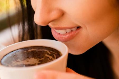 Kaffee bringt viele gesundheitliche Vorteile mit sich Kaffee bringt viele gesundheitliche Vorteile mit sich