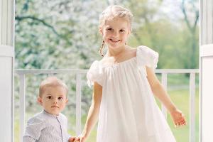 Süße Grüße von Prinzessin Estelle und Prinz Oscar