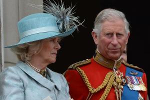 Prinz Charles flehte Camilla an, nicht zu heiraten
