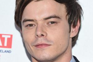 Charlie Heaton: Hat er einen Sohn mit seiner Ex?