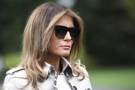 Verbirgt sich hinter der großen Sonnenbrille tatsächlich die First Lady, Melania Trump?
