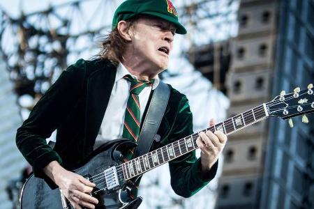 Angus Young trauert um seinen großen Bruder George