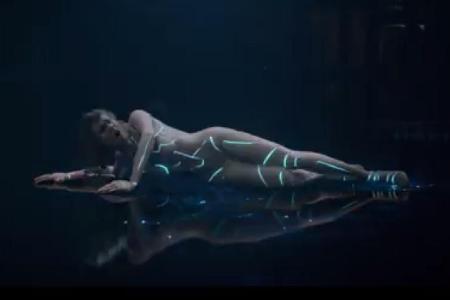 Taylor Swift zeigt in ihrem neuen Video viel Haut - oder hautfarbenen Stoff