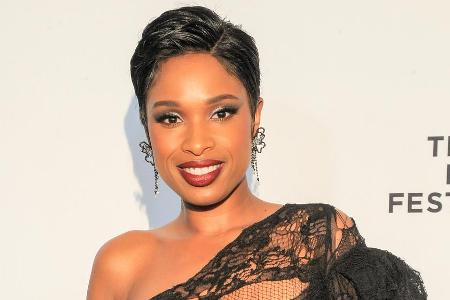 Sie freut sich über die Schuh-Attacke: Sängerin Jennifer Hudson Sie freut sich über die Schuh-Attacke: Sängerin Jennifer Hudson