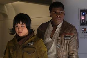 Neuer "Star Wars"-Trailer erscheint Dienstagmorgen