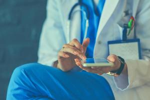Ersatz für den Arzt? Sind Gesundheits-Apps wirklich nützlich?