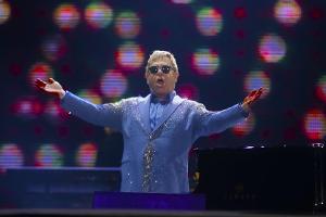 Elton John kündigt seine letzten Auftritte in Las Vegas an