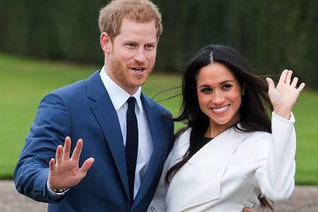 Hier bin ich: Meghan Markle zeigte sich keinesfalls schüchtern bei ihrem ersten Auftritt als Harrys Verlobte