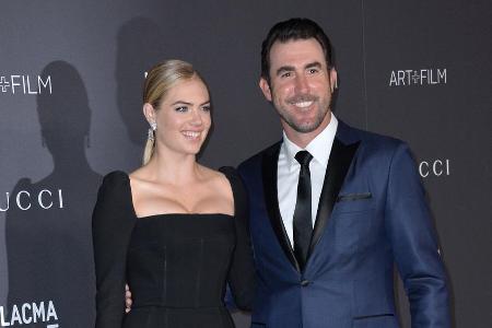 Für ihre Hochzeit tauschte Kate Upton ihr schwarzes Kleid gegen einen Traum in Weiß ein