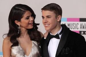 Justin Bieber und Selena Gomez: Der erste öffentliche Kuss!