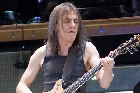 Malcolm Young ist im Alter von 64 Jahren gestorben