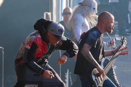 Limp Bizkit bei einem Auftritt in Portugal Limp Bizkit bei einem Auftritt in Portugal