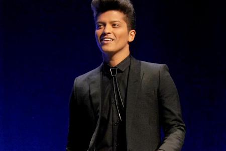 Mit einem besonders niedlichen Kinderbild begeisterte Bruno Mars seine Fans