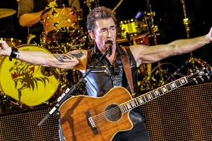 Peter Maffay ist in den Charts erfolgreicher als Taylor Swift