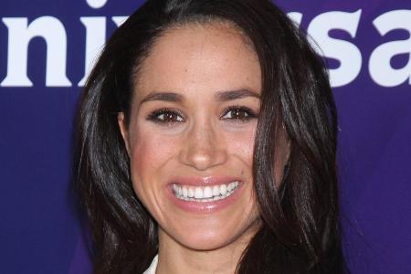 Meghan Markle feiert Weihnachten dieses Jahr offenbar im Buckingham Palast Meghan Markle feiert Weihnachten dieses Jahr offenbar im Buckingham Palast
