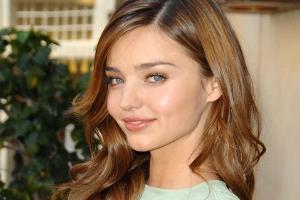 Miranda Kerr: Sexy Aussehen beginnt mit der Haut