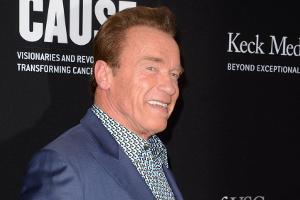 Arnold Schwarzenegger wimmelt US-Fotografen auf Deutsch ab