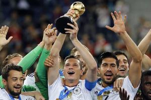 Deutschland gewinnt Confed Cup: Schweinsteiger und Co. gratulieren