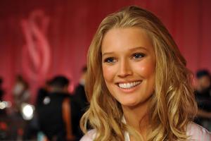 Pistorius-Drama wird verfilmt: Toni Garrn spielt Reeva Steenkamp