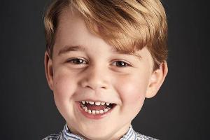 Zum 4. Geburtstag: Prinz George verzückt mit einem strahlenden Lächeln