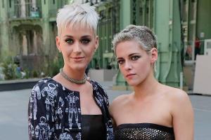 Katy Perry versprüht Weltraum-Flair bei Chanel