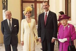 Historischer Moment: Die Queen empfängt Spaniens Königspaar