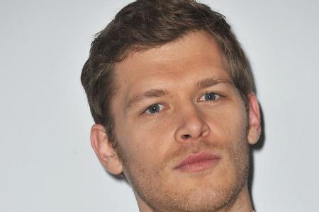 Joseph Morgan spielt in 