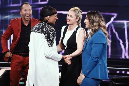 Die Jury stürmte danach die Bühne: Prince Damien begeisterte mit seinem Lady-Gaga-Dance alle