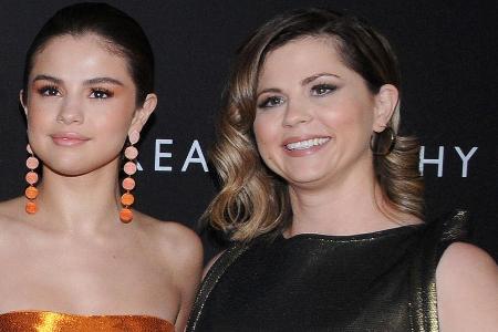 Selena Gomez und ihre Mutter Mandy Teefey auf der Premiere von 