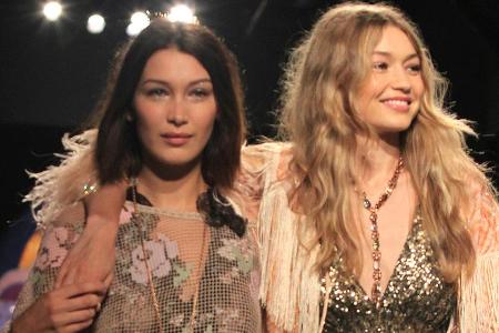 Schwesterliebe: Bella Hadid (l.) half Gigi bei der NYFW aus der Patsche