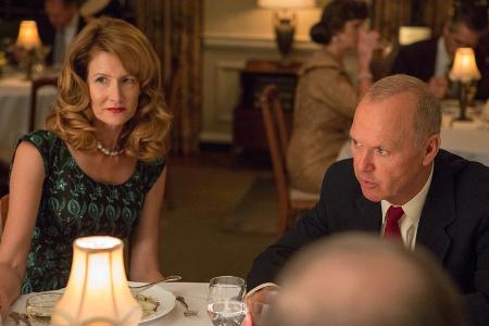 Je mehr er am Erfolg schnuppert, desto weiter schiebt er seine Frau Ethel (Laura Dern) ins Aus