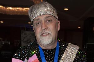 Gilbert Baker: Der Designer der Regenbogenfahne ist tot