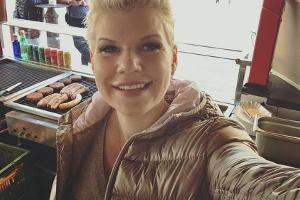 Melanie Müller hat jetzt ihre eigene Grillbude auf Mallorca