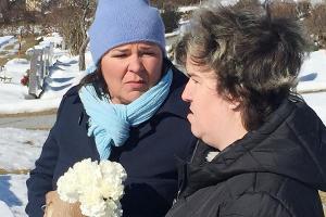 "Schwiegertochter gesucht": Bewegender Besuch am Grab von Beates Mama