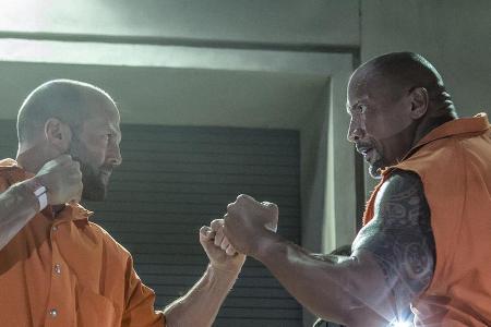 Jason Statham (l.) und Dwayne Johnson in 