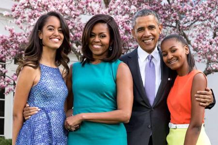 Noch alles war eitel Sonnenschein: Malia, Michelle, Barack und Sasha Obama (v.l.n.r.) im Garten des Weißen Hauses